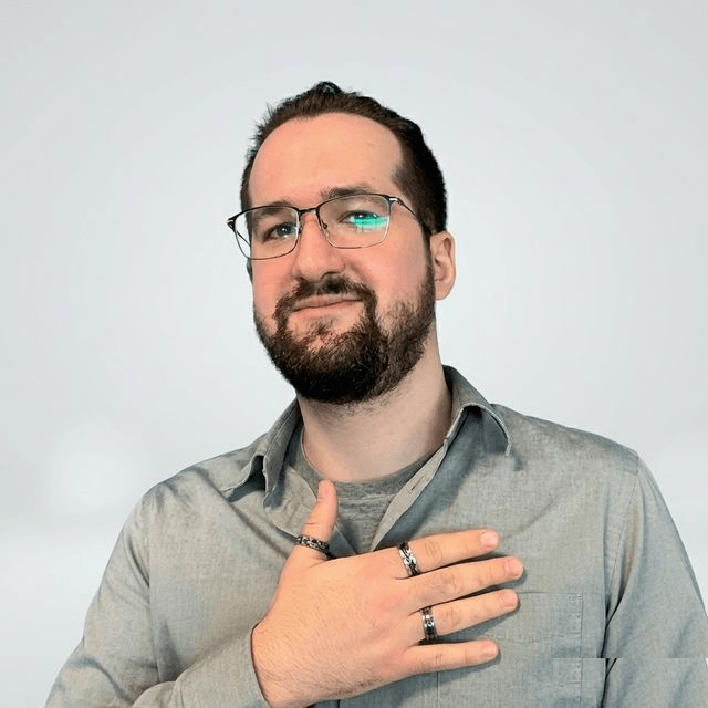 Denys Pashkov — Strategic Advisor di Noesis System